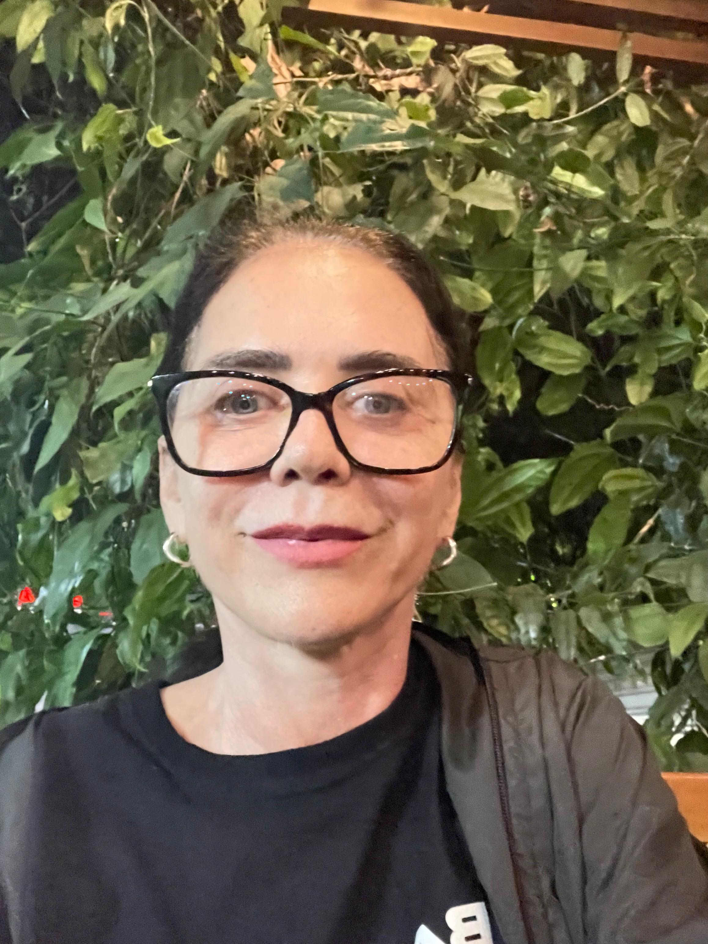 Maju, professora de inglês